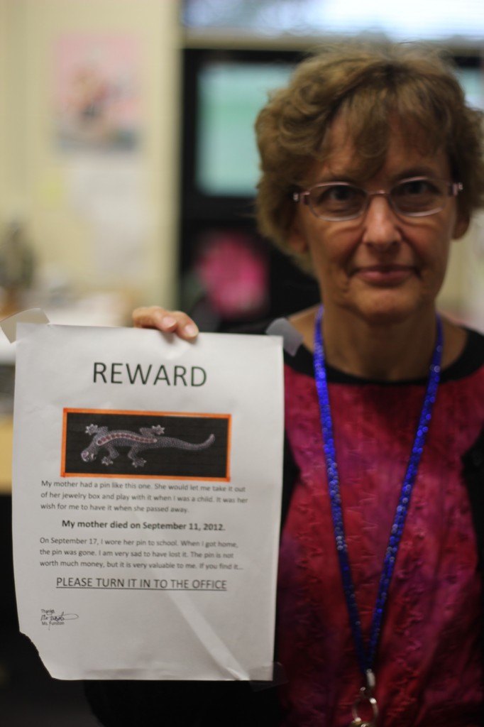 Northwest para loses pendant, offers reward