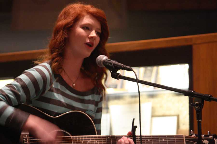 Fine Arts department holds Coffeehouse