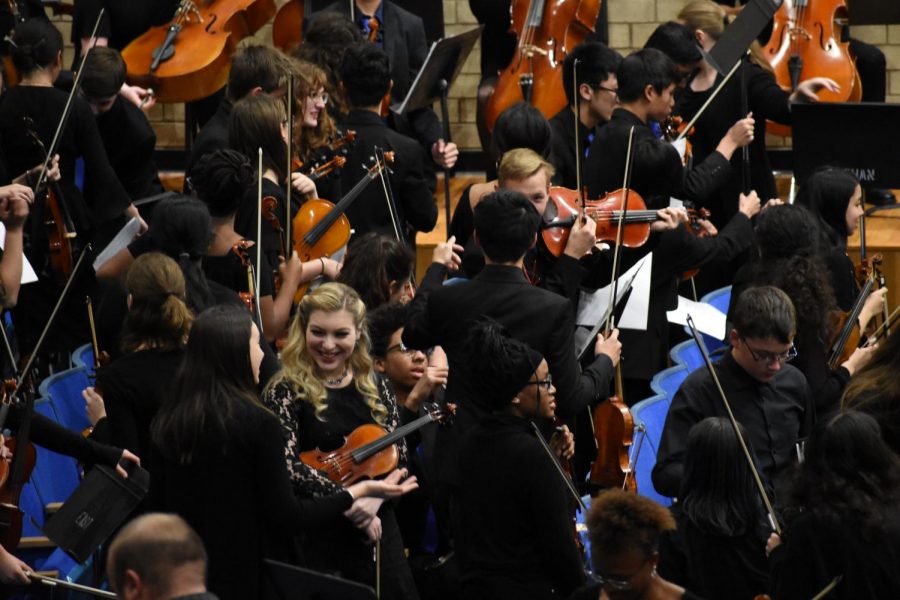Wichita High Schools Gather at Northwest for Orchestra in the Round