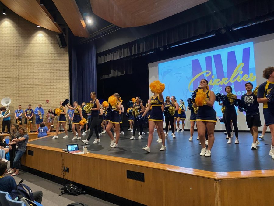 Northwest+Orientation+brings+freshmen%2C+sophomores+back+early