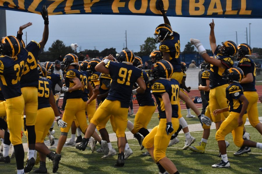 Grizzly Football Team Scores Win Against Kapaun